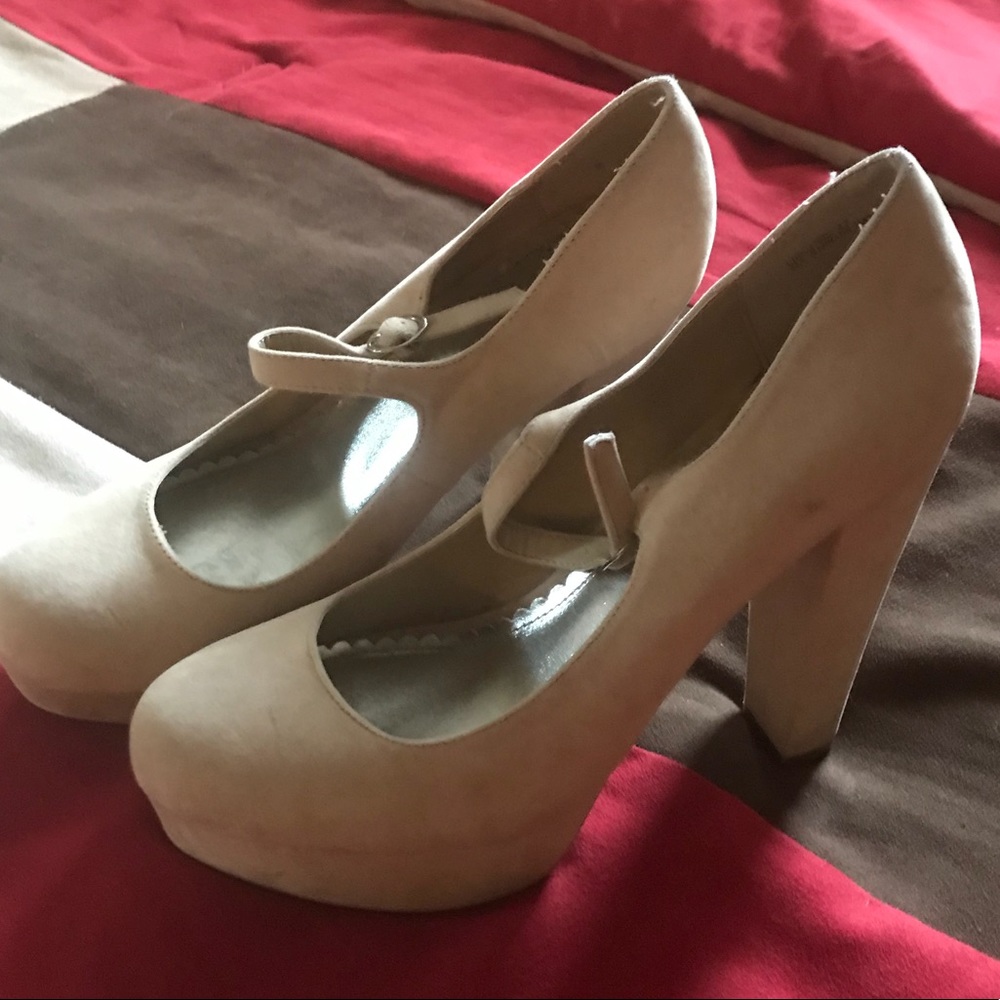Bamboo heels size 10